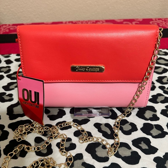 🚨SOLD🚨Juicy Couture Crossbody Bag Pink with Golden Chain Strap*New with tags - Picture 3 of 5